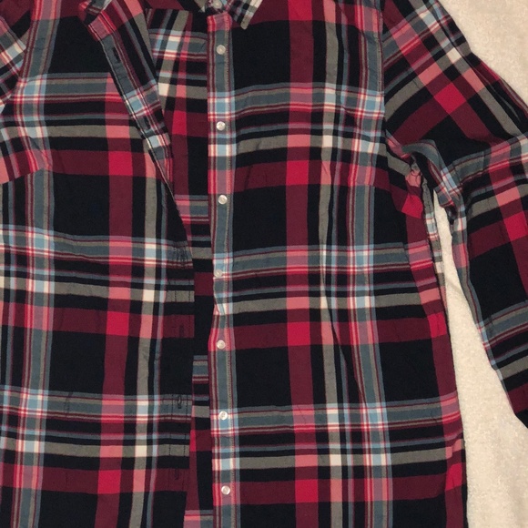 Tommy Hilfiger Plaid Button Down size M - Picture 2 of 5